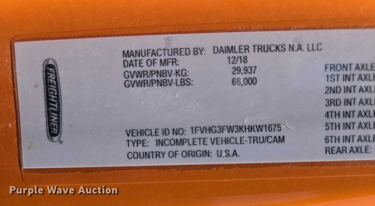 image for item DS4302 2019 Freightliner 114SD dump truck