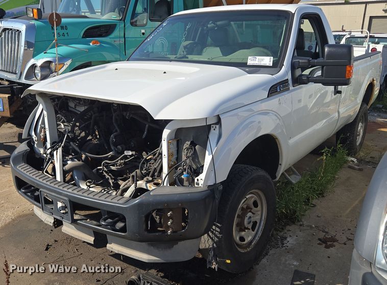image for item DS4306 2011 Ford F350 Super Duty XL pickup truck