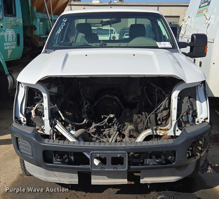 image for item DS4306 2011 Ford F350 Super Duty XL pickup truck