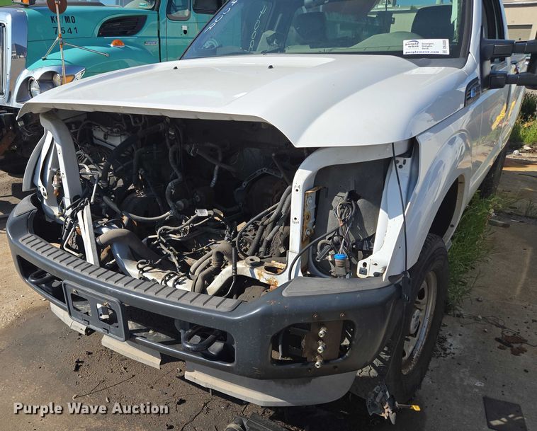 image for item DS4306 2011 Ford F350 Super Duty XL pickup truck