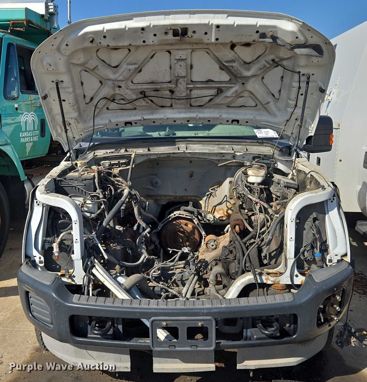 image for item DS4306 2011 Ford F350 Super Duty XL pickup truck