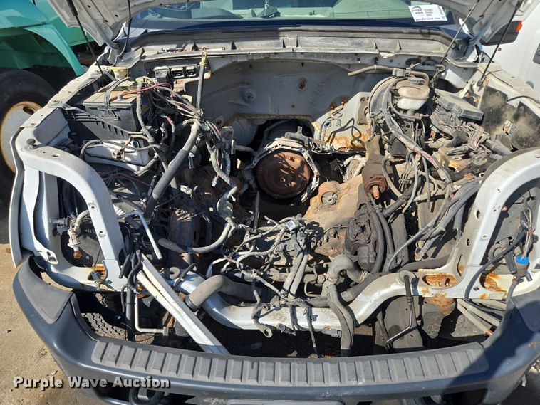 image for item DS4306 2011 Ford F350 Super Duty XL pickup truck
