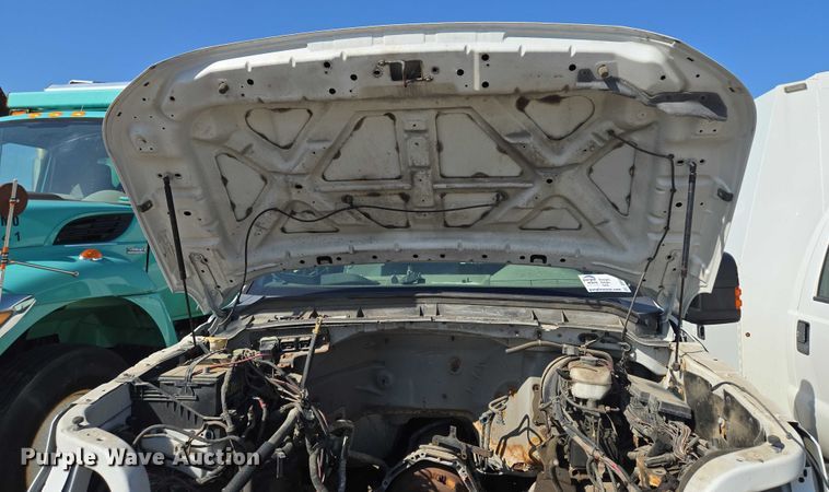 image for item DS4306 2011 Ford F350 Super Duty XL pickup truck