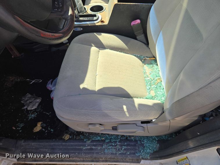 image for item DS4308 2008 Ford Explorer SUV