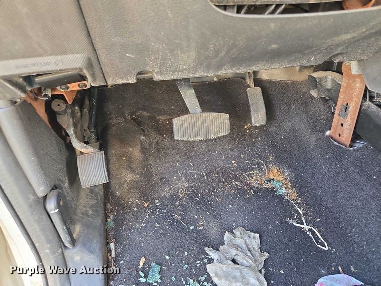 image for item DS4308 2008 Ford Explorer SUV