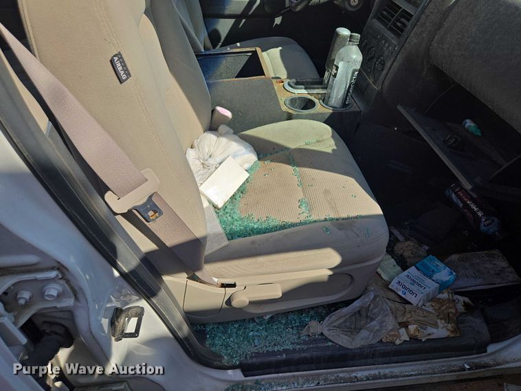 image for item DS4308 2008 Ford Explorer SUV