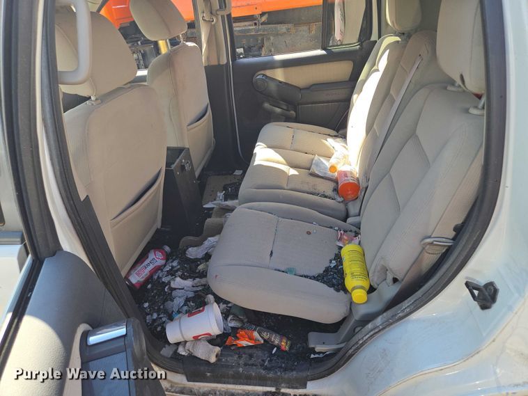 image for item DS4308 2008 Ford Explorer SUV