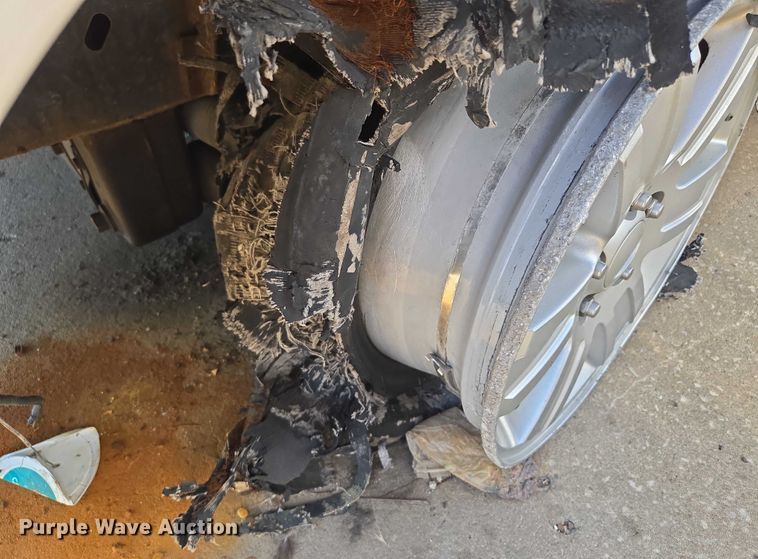 image for item DS4308 2008 Ford Explorer SUV