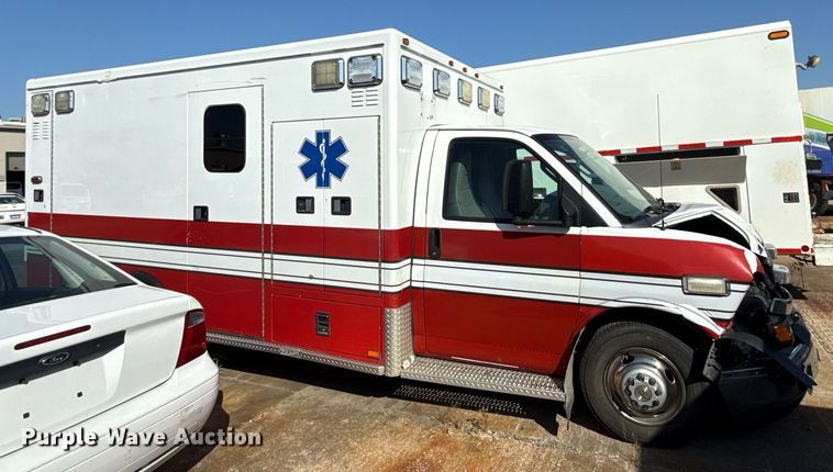 image for item DS4309 2016 Chevrolet Express 4500 ambulance