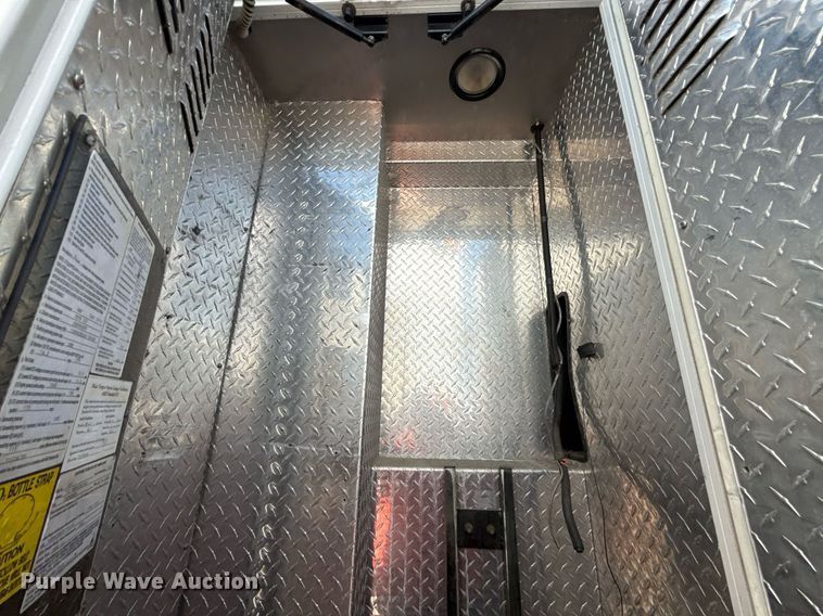 image for item DS4309 2016 Chevrolet Express 4500 ambulance