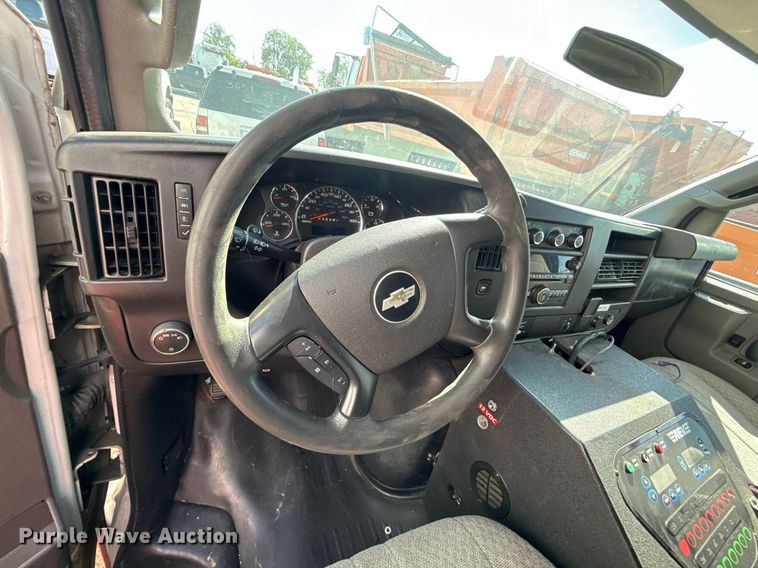 image for item DS4309 2016 Chevrolet Express 4500 ambulance