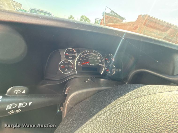 image for item DS4309 2016 Chevrolet Express 4500 ambulance