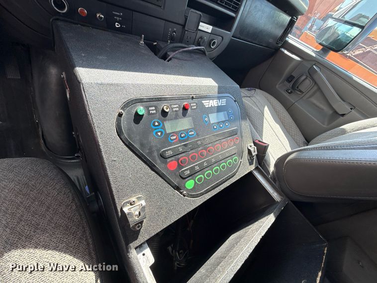 image for item DS4309 2016 Chevrolet Express 4500 ambulance