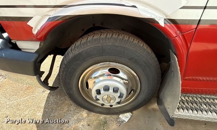 image for item DS4309 2016 Chevrolet Express 4500 ambulance