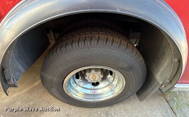 image for item DS4309 2016 Chevrolet Express 4500 ambulance