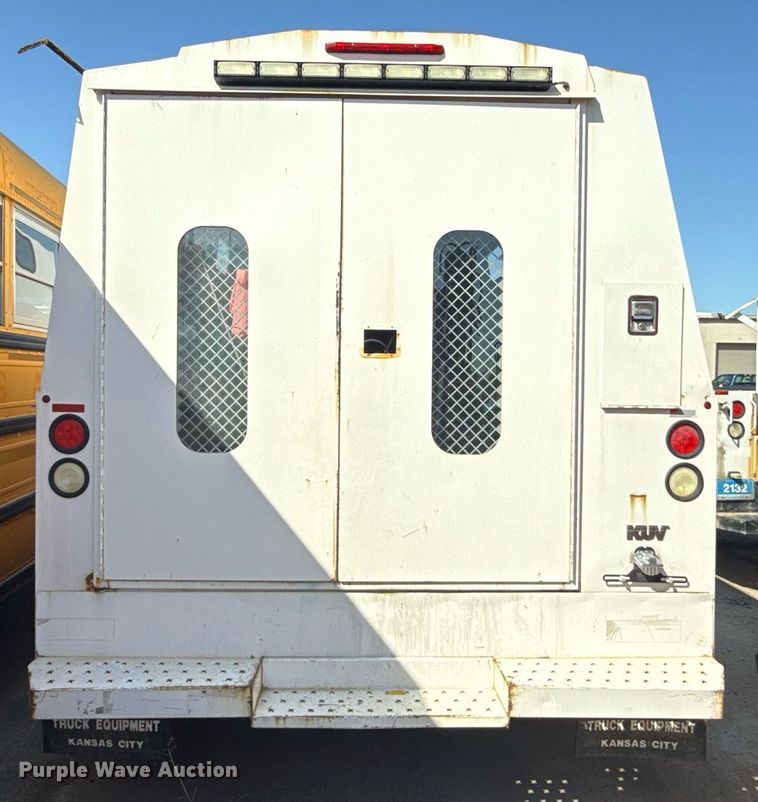 image for item DS4311 2012 Ford F450 Super Duty utility / service truck