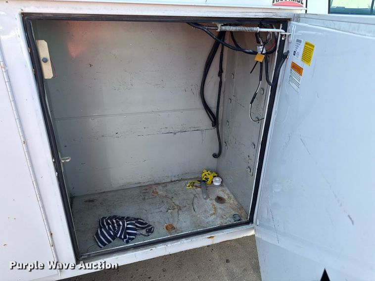 image for item DS4311 2012 Ford F450 Super Duty utility / service truck