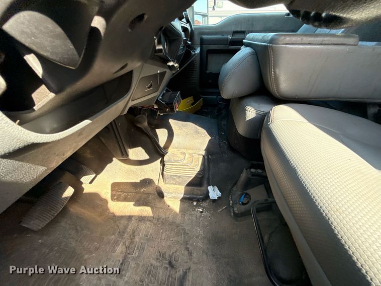 image for item DS4311 2012 Ford F450 Super Duty utility / service truck