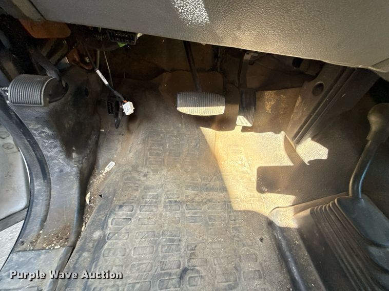 image for item DS4311 2012 Ford F450 Super Duty utility / service truck