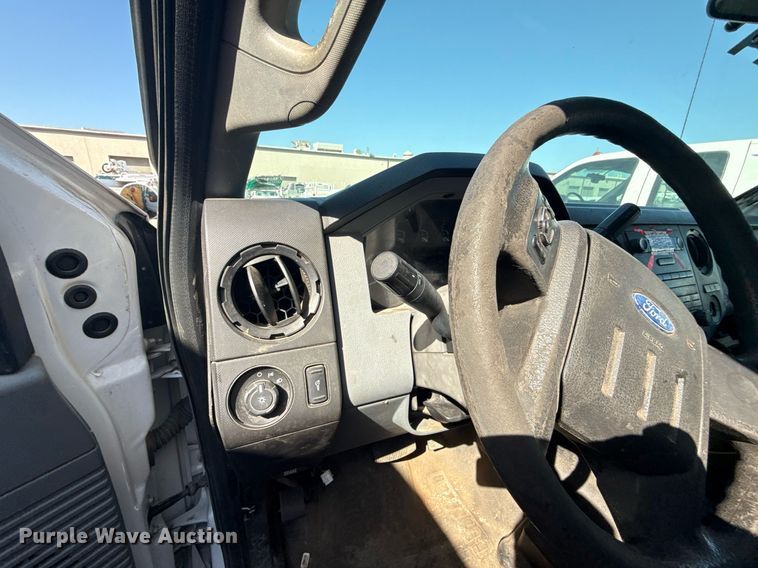 image for item DS4311 2012 Ford F450 Super Duty utility / service truck