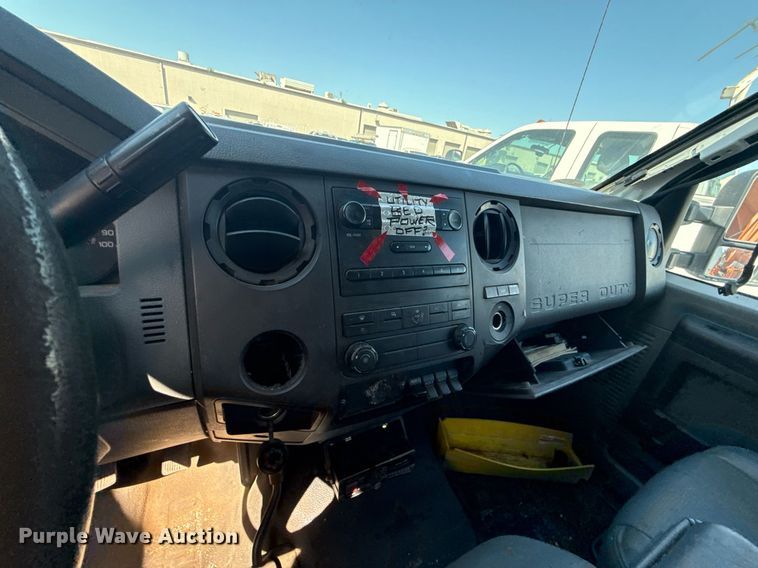 image for item DS4311 2012 Ford F450 Super Duty utility / service truck