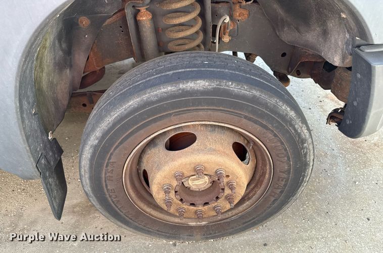 image for item DS4311 2012 Ford F450 Super Duty utility / service truck