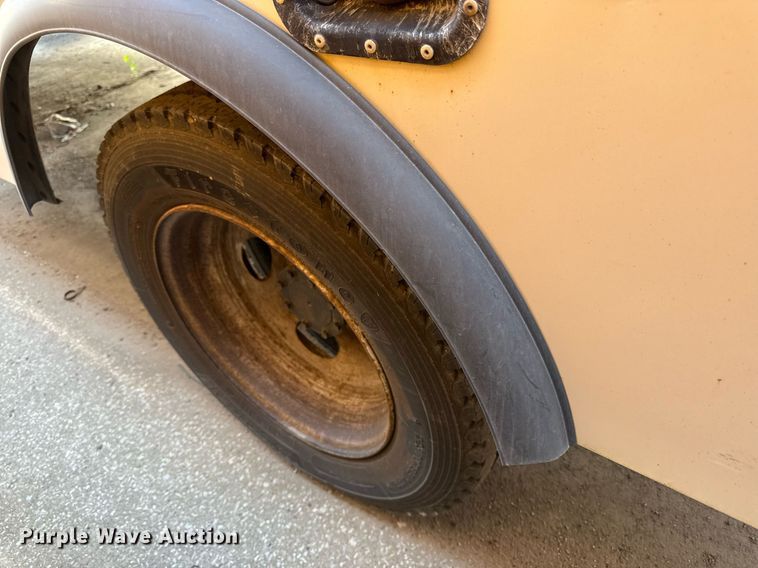 image for item DS4311 2012 Ford F450 Super Duty utility / service truck