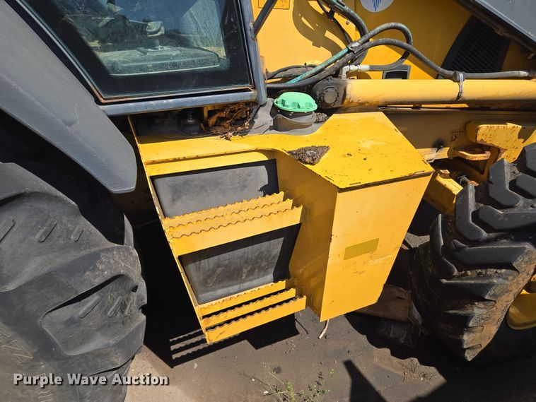 image for item DS4313 2013 John Deere 410K backhoe