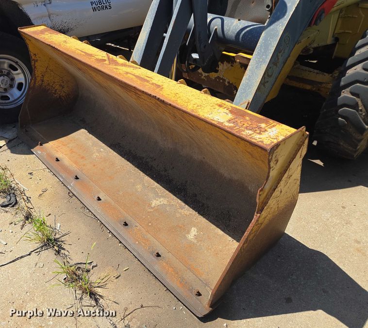 image for item DS4313 2013 John Deere 410K backhoe