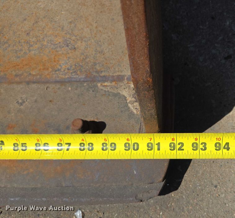 image for item DS4313 2013 John Deere 410K backhoe