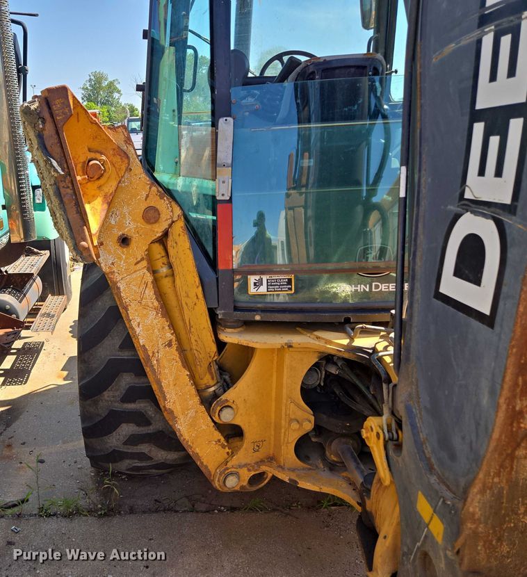 image for item DS4313 2013 John Deere 410K backhoe