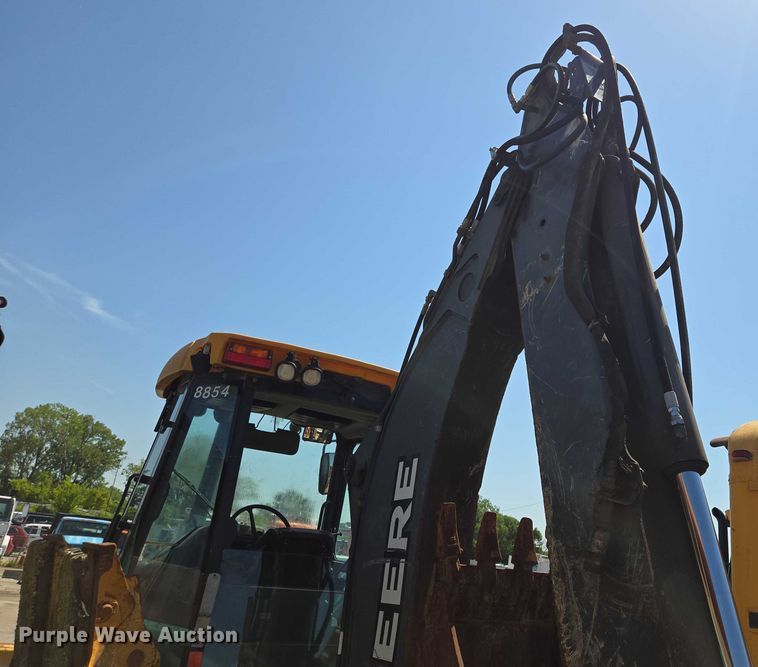 image for item DS4313 2013 John Deere 410K backhoe