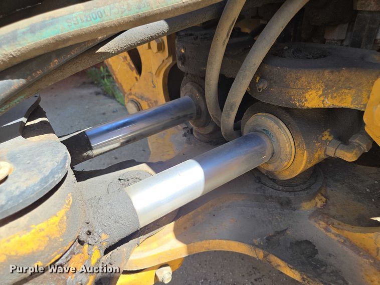 image for item DS4313 2013 John Deere 410K backhoe