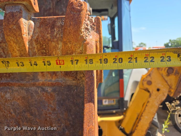 image for item DS4313 2013 John Deere 410K backhoe