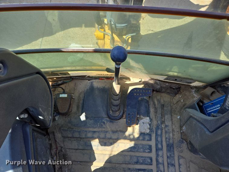 image for item DS4313 2013 John Deere 410K backhoe