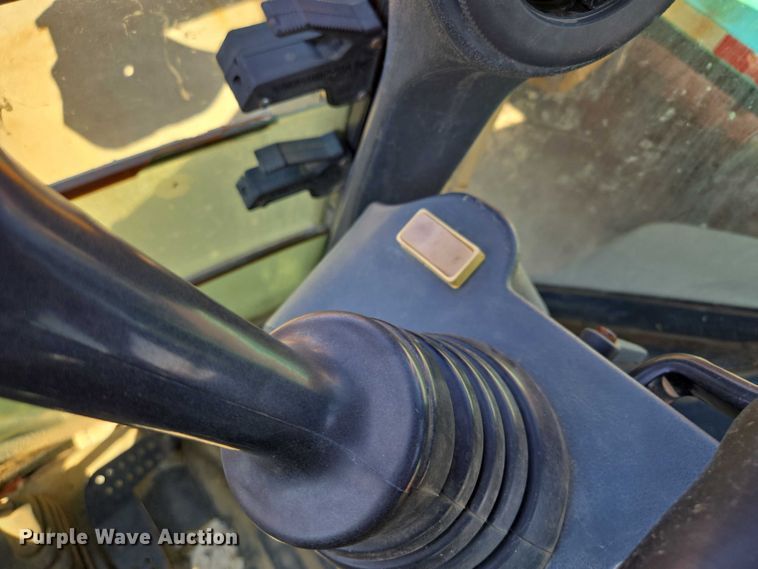 image for item DS4313 2013 John Deere 410K backhoe