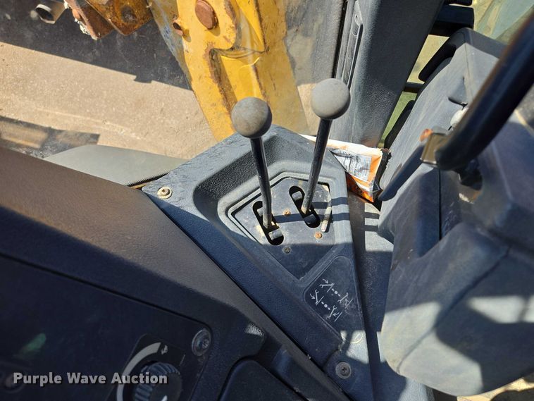 image for item DS4313 2013 John Deere 410K backhoe