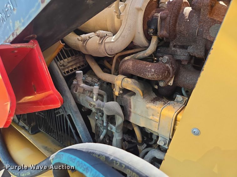 image for item DS4313 2013 John Deere 410K backhoe