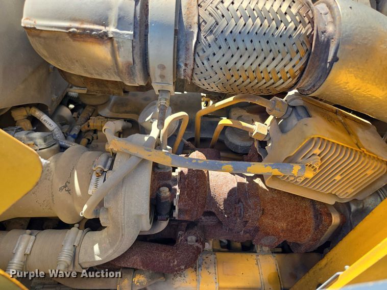 image for item DS4313 2013 John Deere 410K backhoe