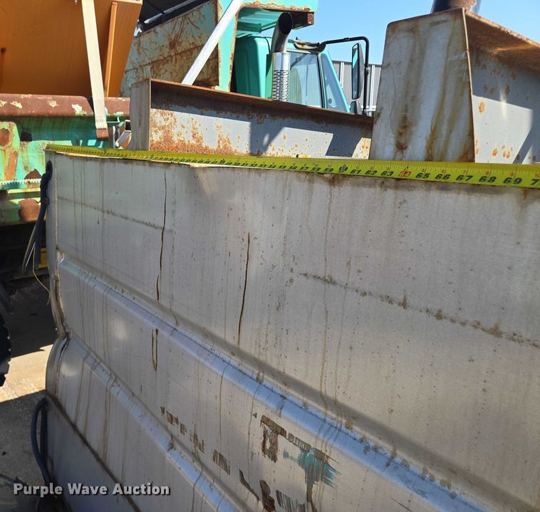 image for item DS4314 American dump bed