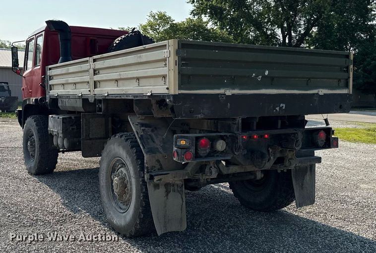 image for item DS4344 1997 Stewart and Stevenson Services INC M1078 flatbed truck