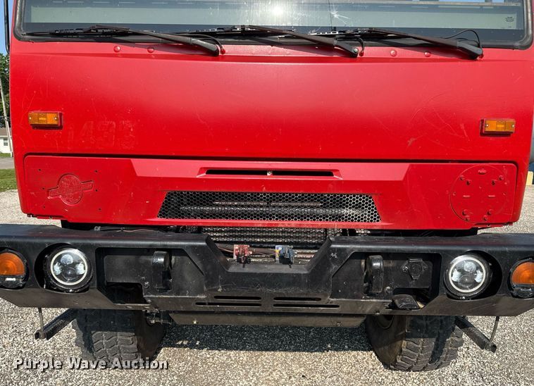 image for item DS4344 1997 Stewart and Stevenson Services INC M1078 flatbed truck