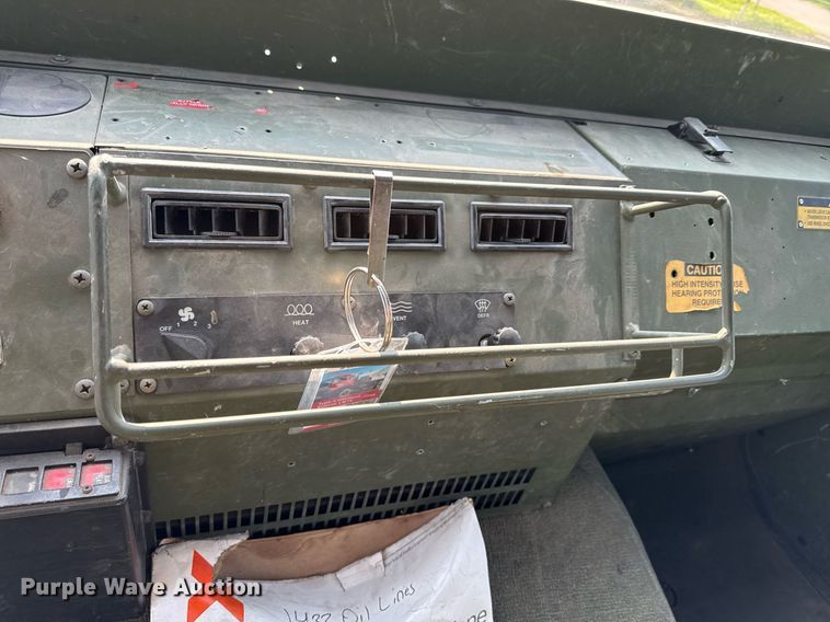 image for item DS4344 1997 Stewart and Stevenson Services INC M1078 flatbed truck