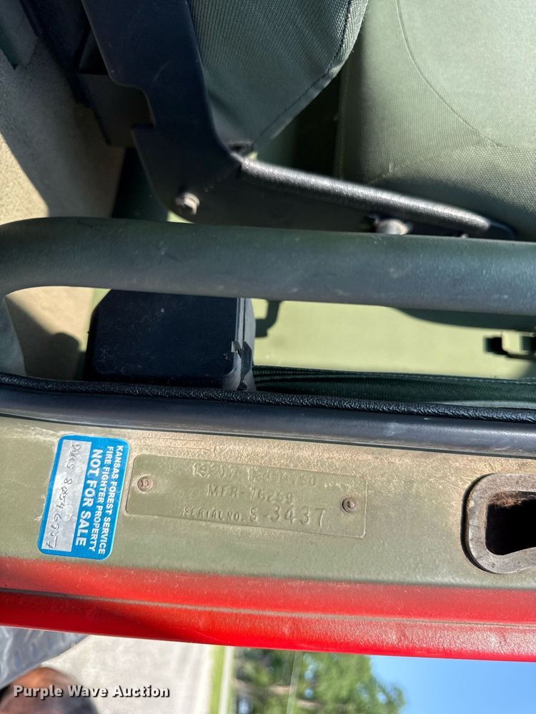 image for item DS4344 1997 Stewart and Stevenson Services INC M1078 flatbed truck