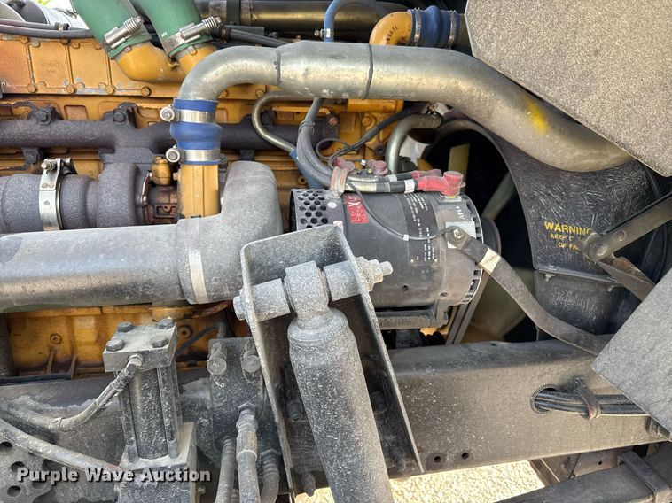 image for item DS4344 1997 Stewart and Stevenson Services INC M1078 flatbed truck