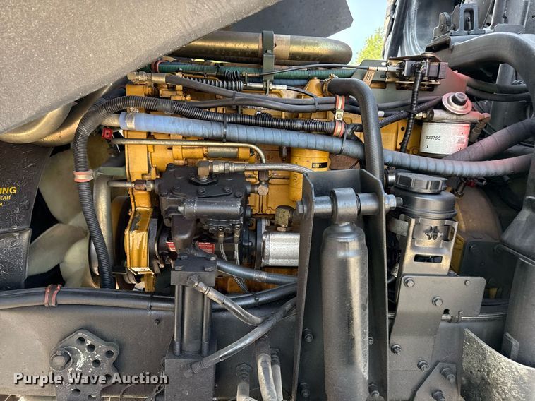 image for item DS4344 1997 Stewart and Stevenson Services INC M1078 flatbed truck