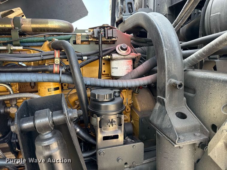 image for item DS4344 1997 Stewart and Stevenson Services INC M1078 flatbed truck