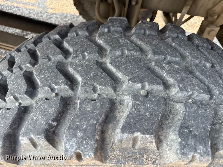 image for item DS4344 1997 Stewart and Stevenson Services INC M1078 flatbed truck