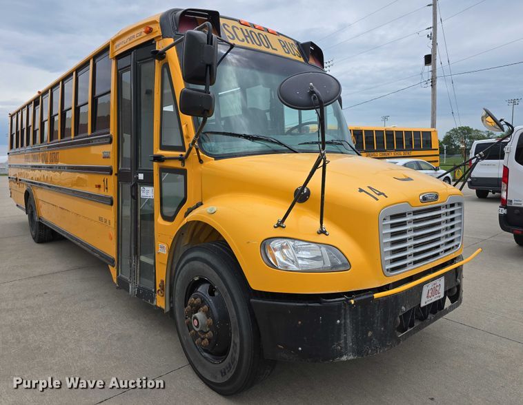image for item DT6967 2011 Thomas Built Buses Saf-T-Liner school bus