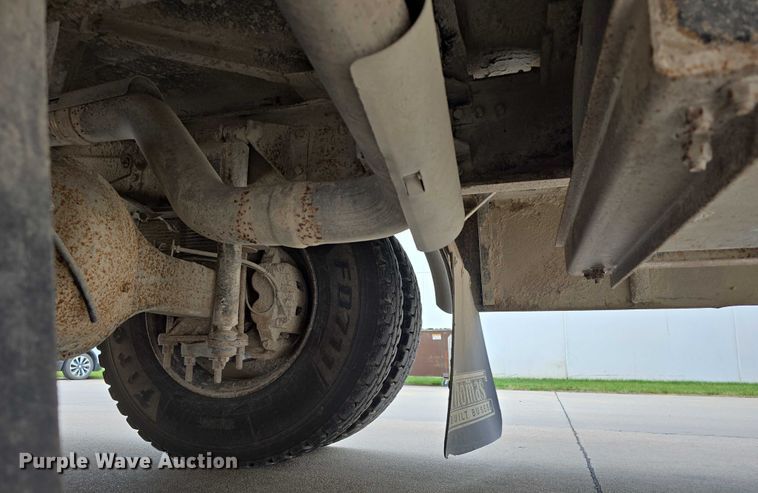 image for item DT6967 2011 Thomas Built Buses Saf-T-Liner school bus